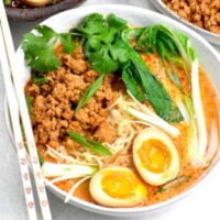 韩国碎猪肉汤。