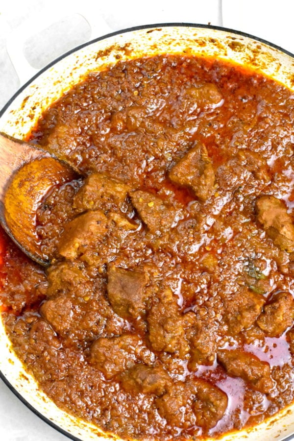 满满一碗腌猪肉。