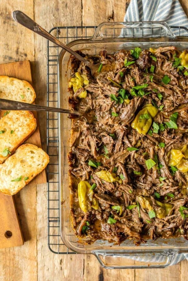 35个最好的炖锅食谱-密西西比烤肉。
