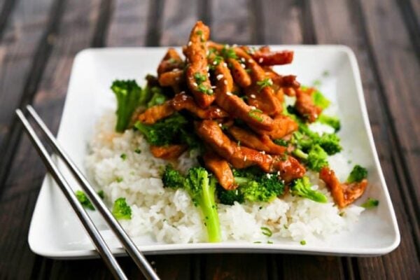 25个最好的猪腰肉食谱-姜蒜。