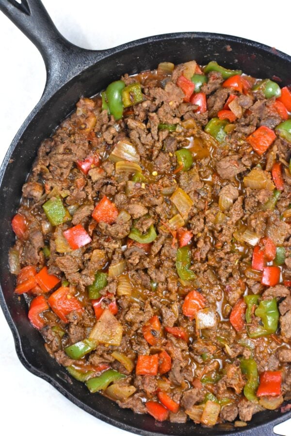 Picada肉的这个食谱是一个完美的馅玉米卷，墨西哥卷饼，墨西哥卷饼碗，等等!它有很好的德州-墨西哥风味。