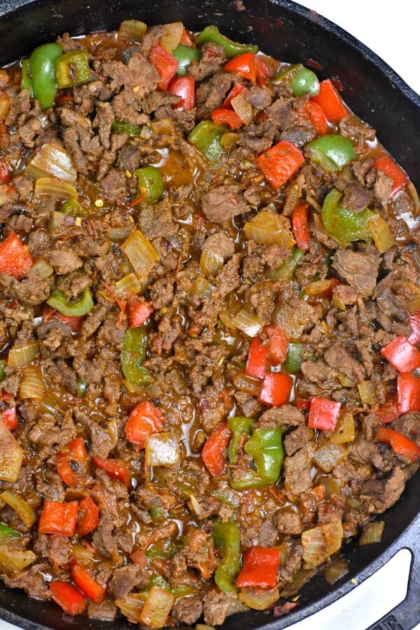 Picada肉的这个食谱是一个完美的馅玉米卷，墨西哥卷饼，墨西哥卷饼碗，等等!它有很好的德州-墨西哥风味。