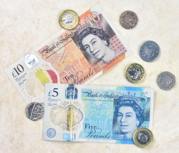 英镑