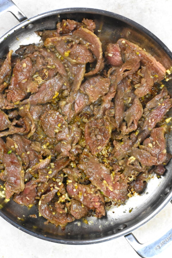 先炒牛肉