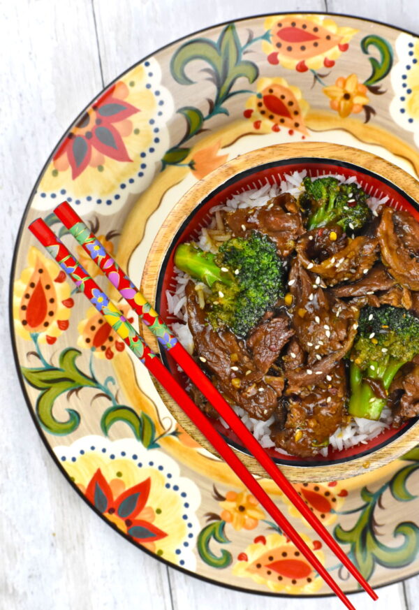 份芥兰牛肉在吉普赛板